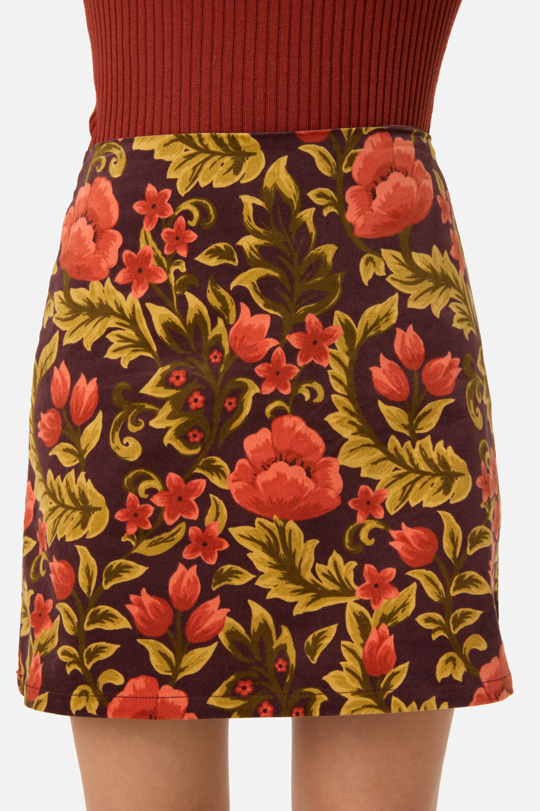 Azura Velvet Mini Skirt - Image 11