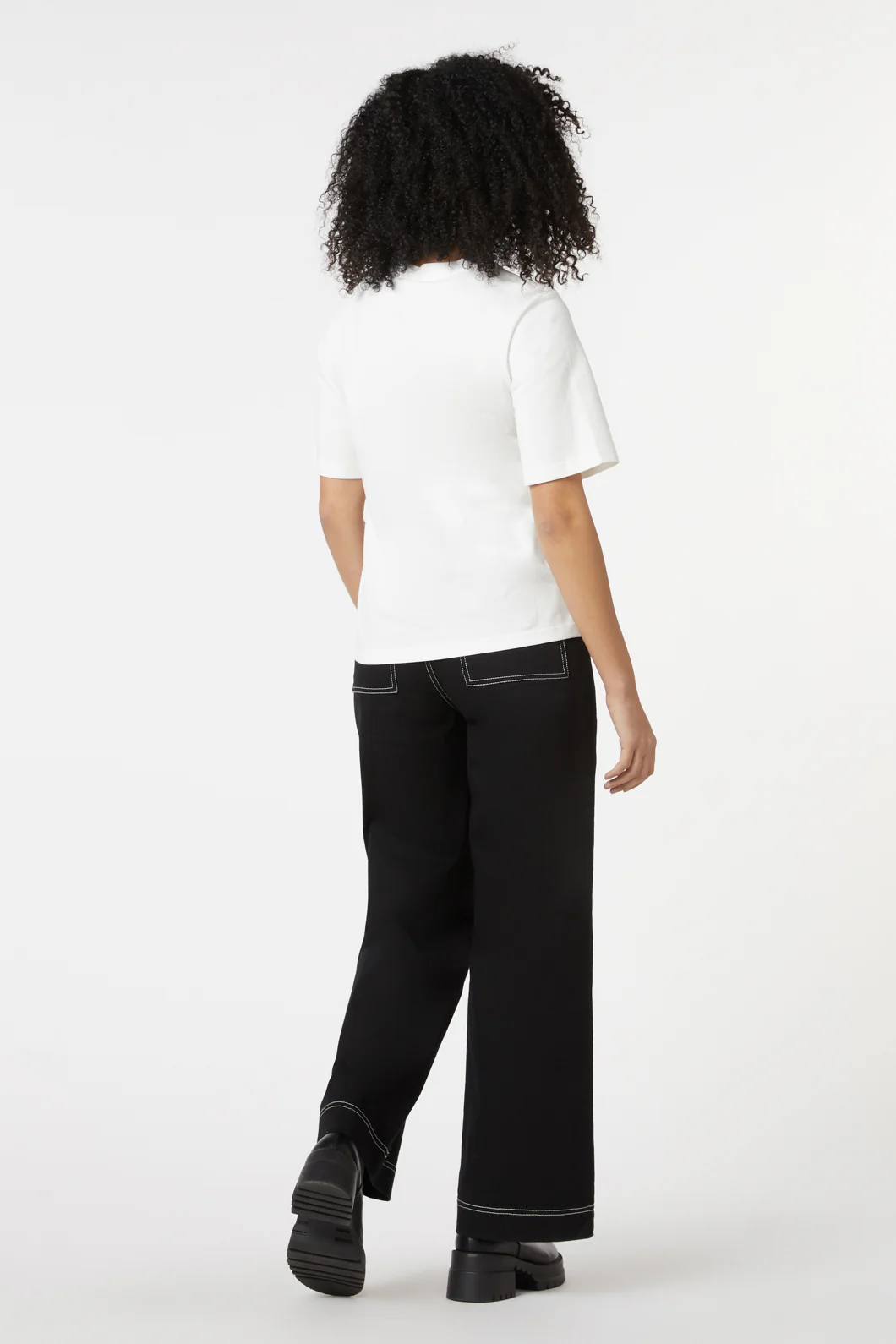 Daisy Days T-Shirt - Image 4