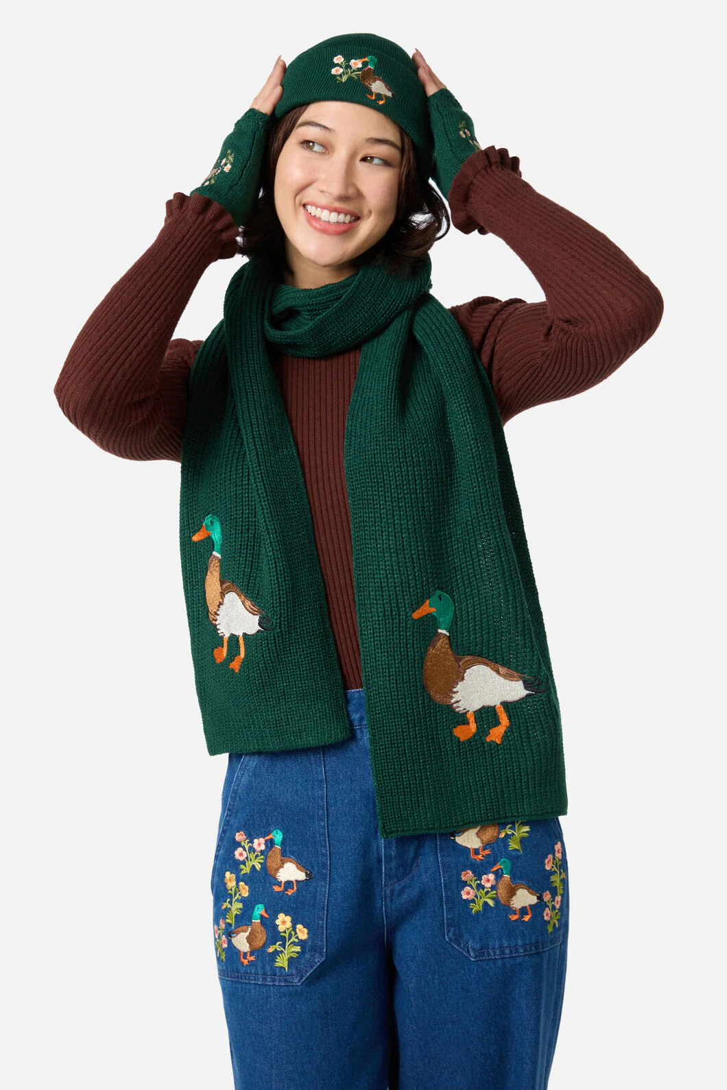 Duck Embroidered Knit Scarf - Image 4