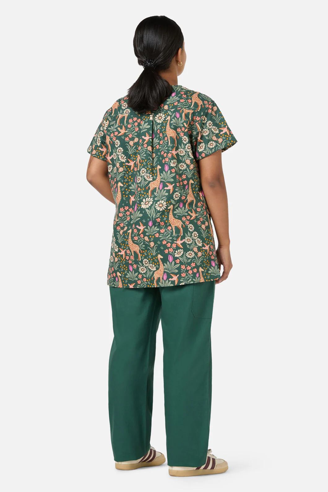 Giraffe Top & Pant Scrub Set - Image 3