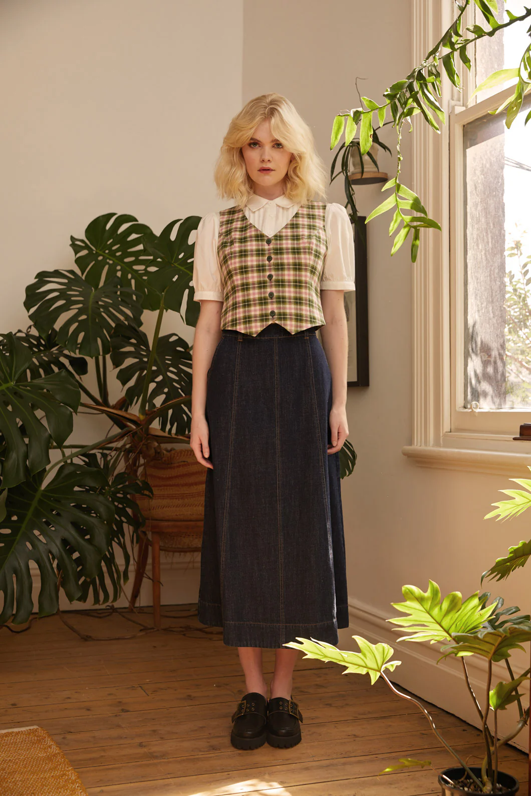 Hazel Check Vest - Image 3
