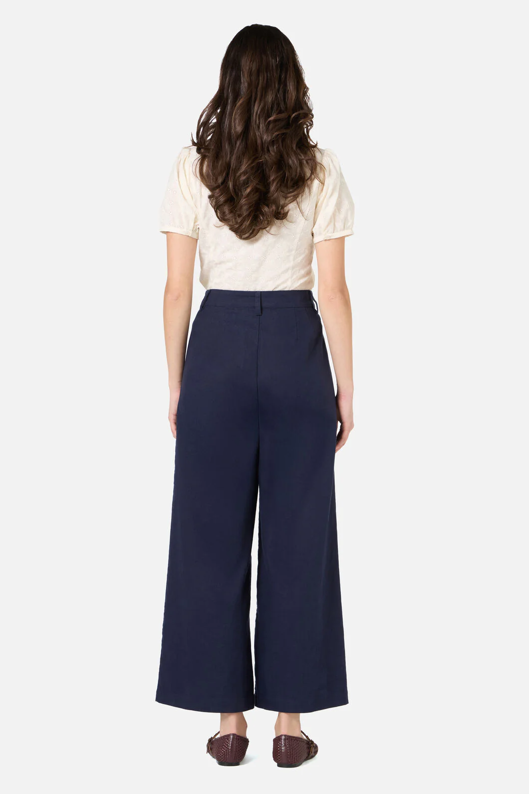 Leanne Culotte - Image 4