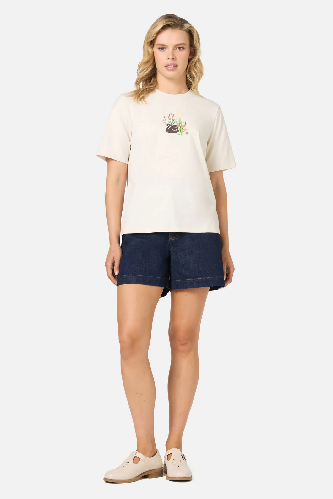 Pretty Swan Tee - Image 2