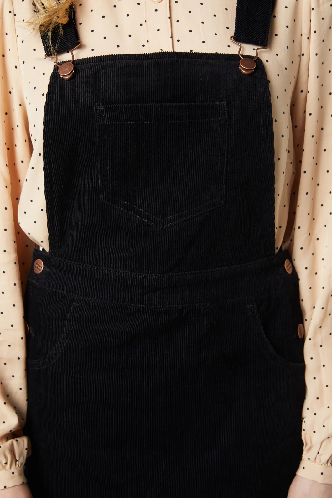 Sawyer Cord Pinny - Image 11