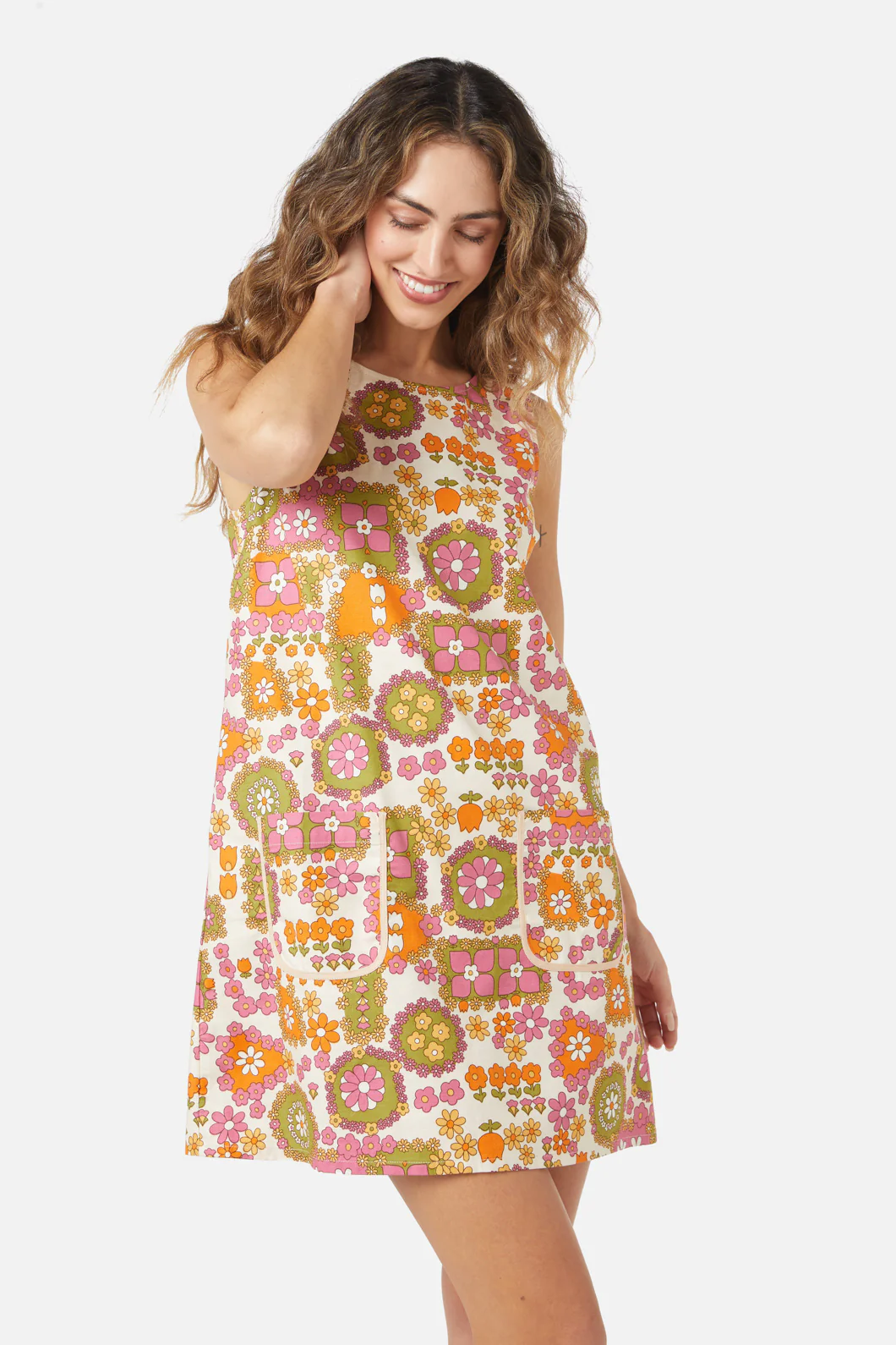 Sunny Retro Shift Dress - Image 7
