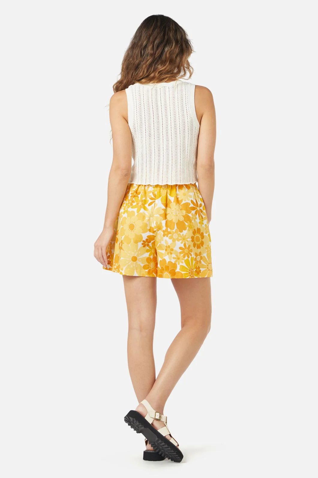 Willow Short - Image 4